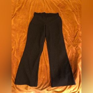NY & CO stretchy, flared pinstripe trousers. Size M/L.